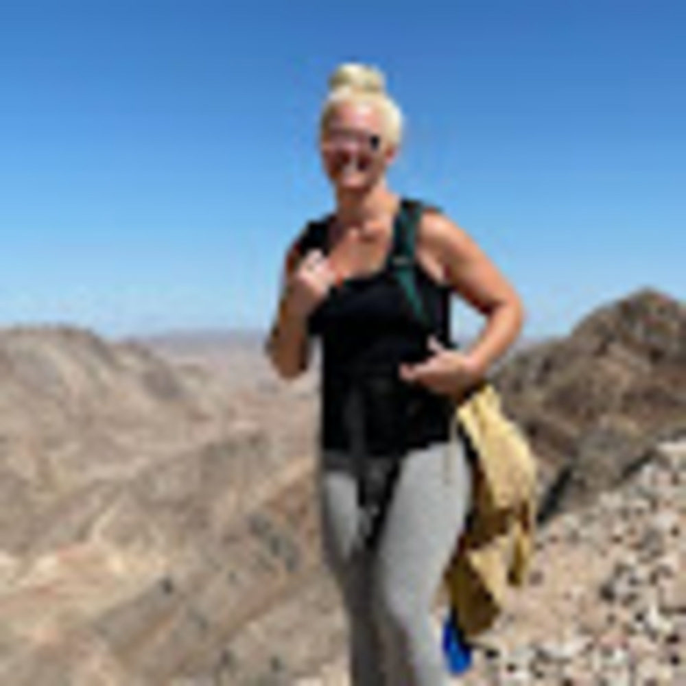 Meet your Posher, Jennifer